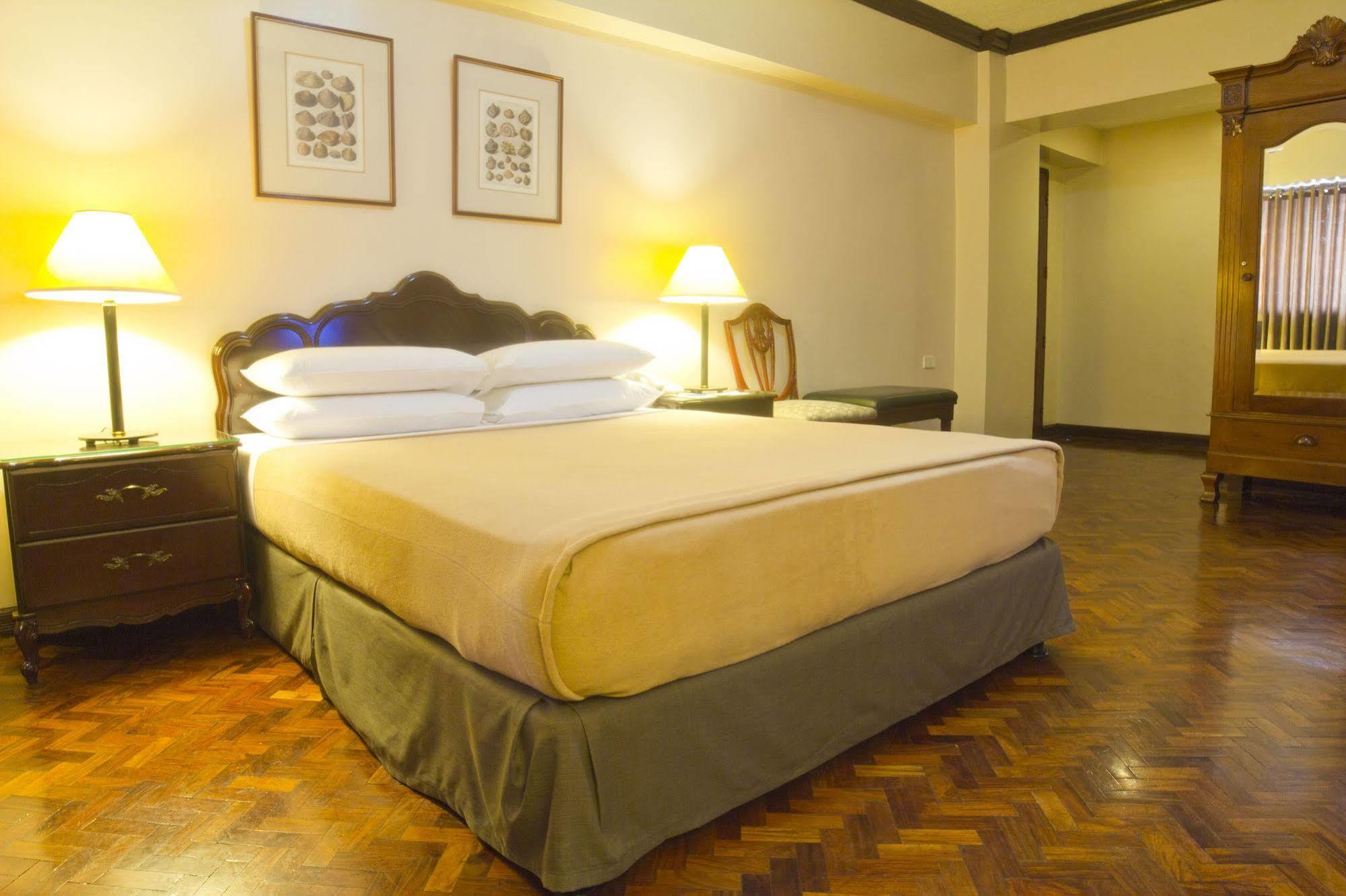 The Copa Businessman'S Hotel Makati City ภายนอก รูปภาพ